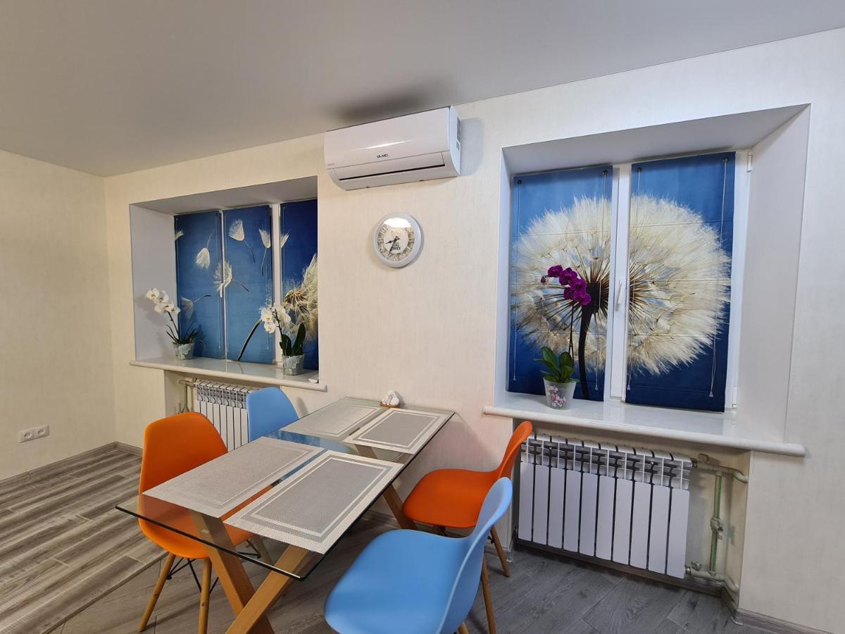 Central Park Apartment Kherson Exterior photo